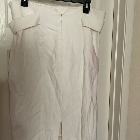 Eva Mendes size 14 cream midi skirt - Picture 3 of 3